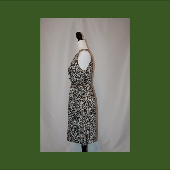JACOB sleeveless dress, Size 8, White with khaki, beige and brown leaf pattern - Picture 2 of 4